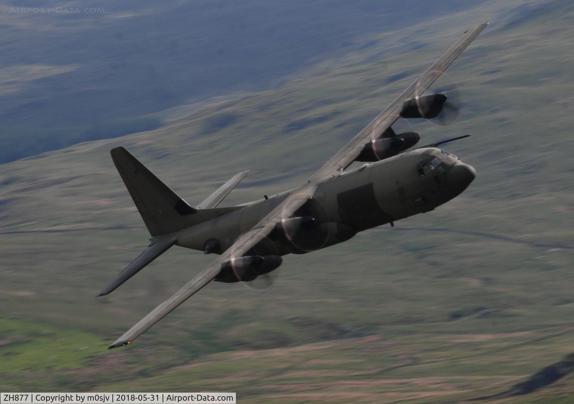 ZH877, 1998 Lockheed Martin C-130J-30 Hercules C.4 C/N 382-5461, Taken from the top of Cad West