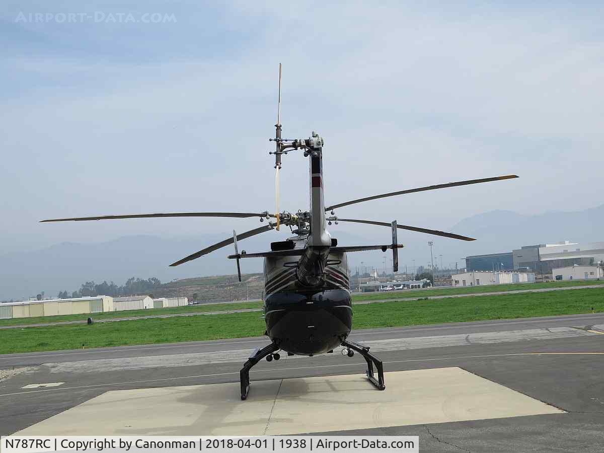 N787RC, 1987 MBB Bo-105-LSA-3 C/N 2012, Facing north