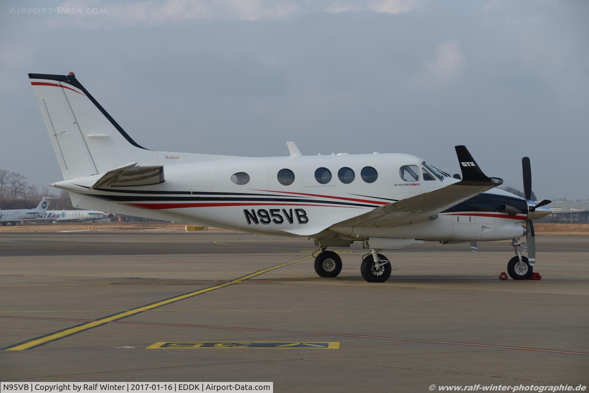 N95VB, 2013 Beechcraft C90GTI King Air C/N LJ-2091, Beechcraft C90GTi King Air - LJ-2019 Inc - LJ-2091 - N95VB - 16.01.2017 - CGN