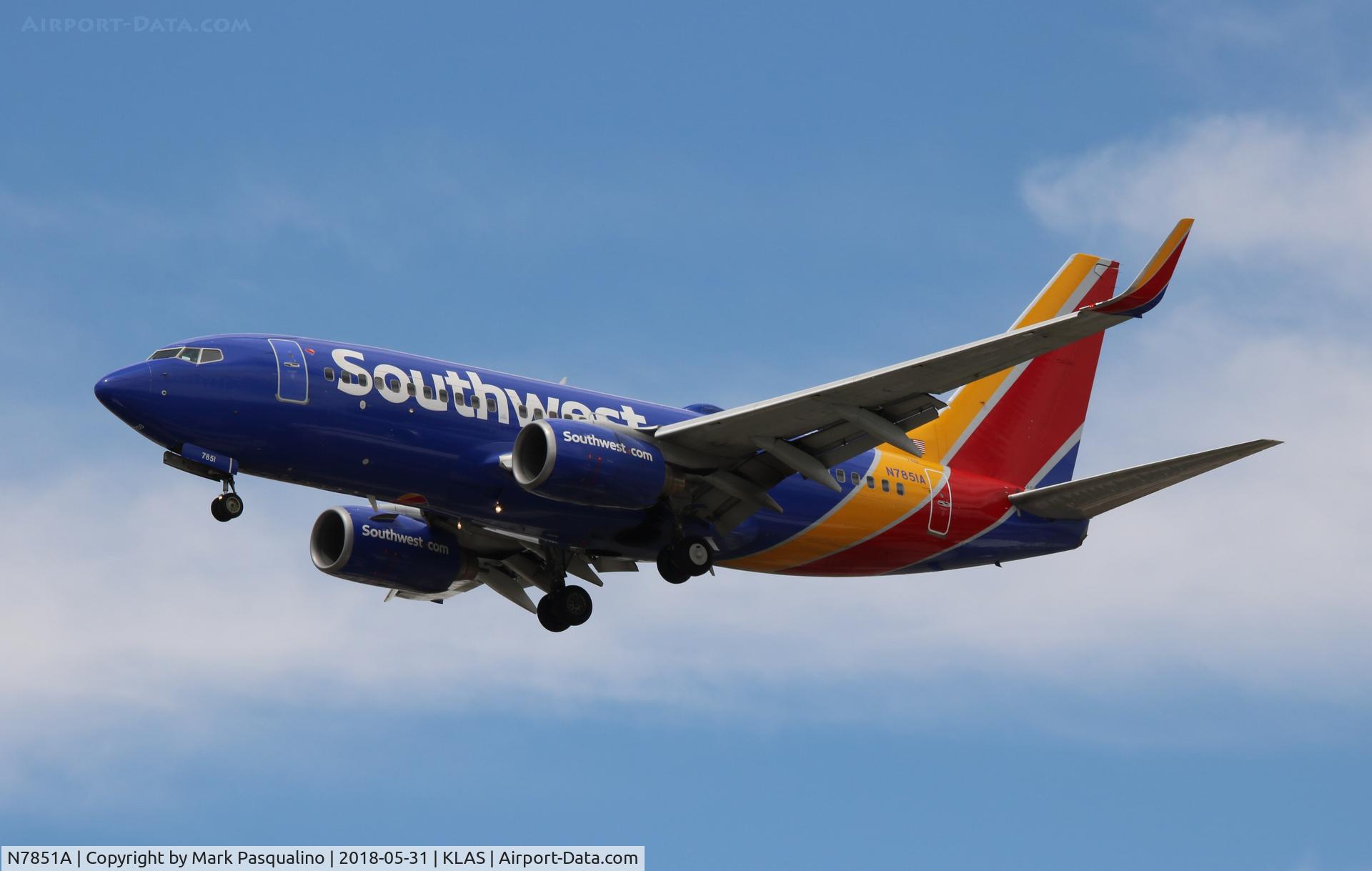 N7851A, 2001 Boeing 737-7Q8 C/N 28240, Boeing 737-7Q8