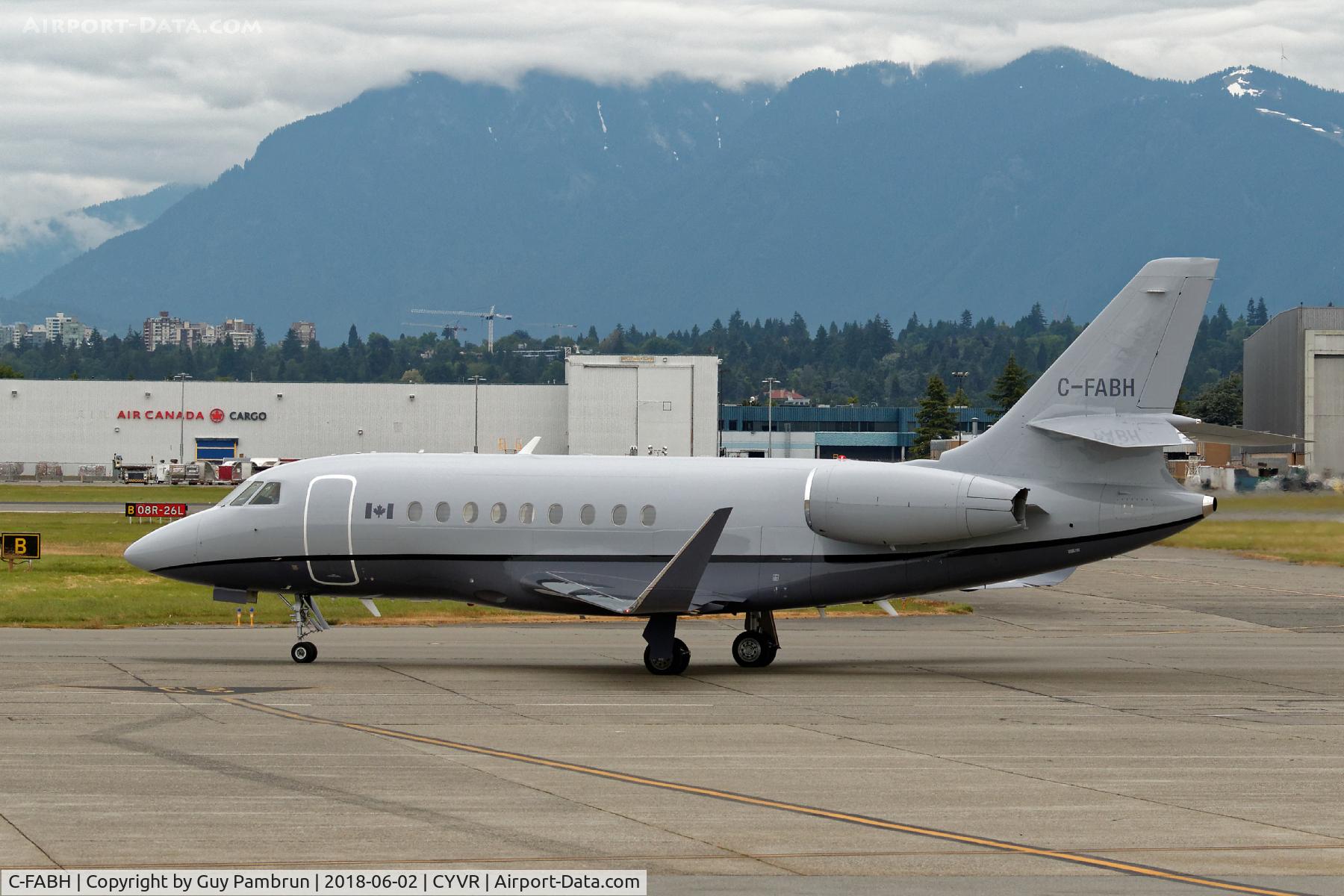 C-FABH, 2012 Dassault Falcon 2000LX C/N 244, Heading out