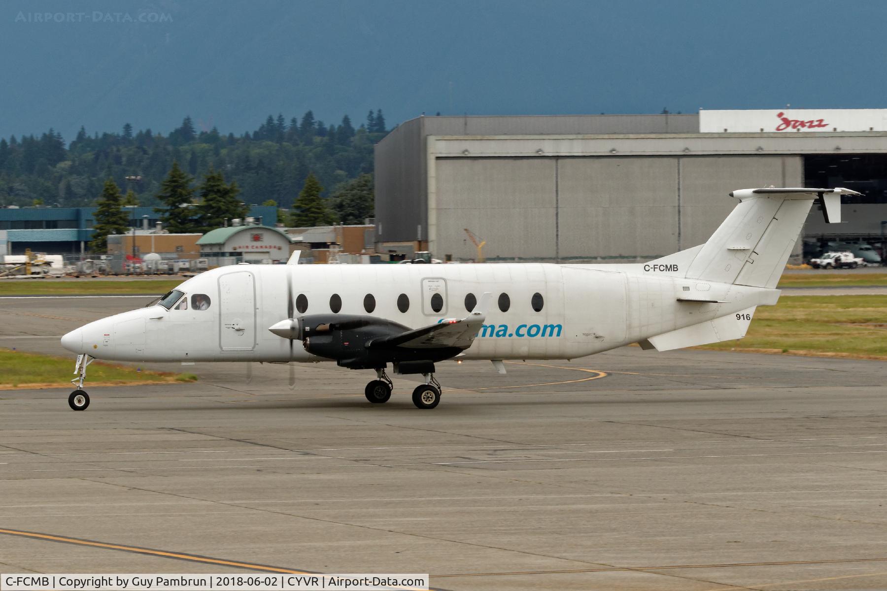 C-FCMB, 1997 Beech 1900D C/N UE-278, Departing
