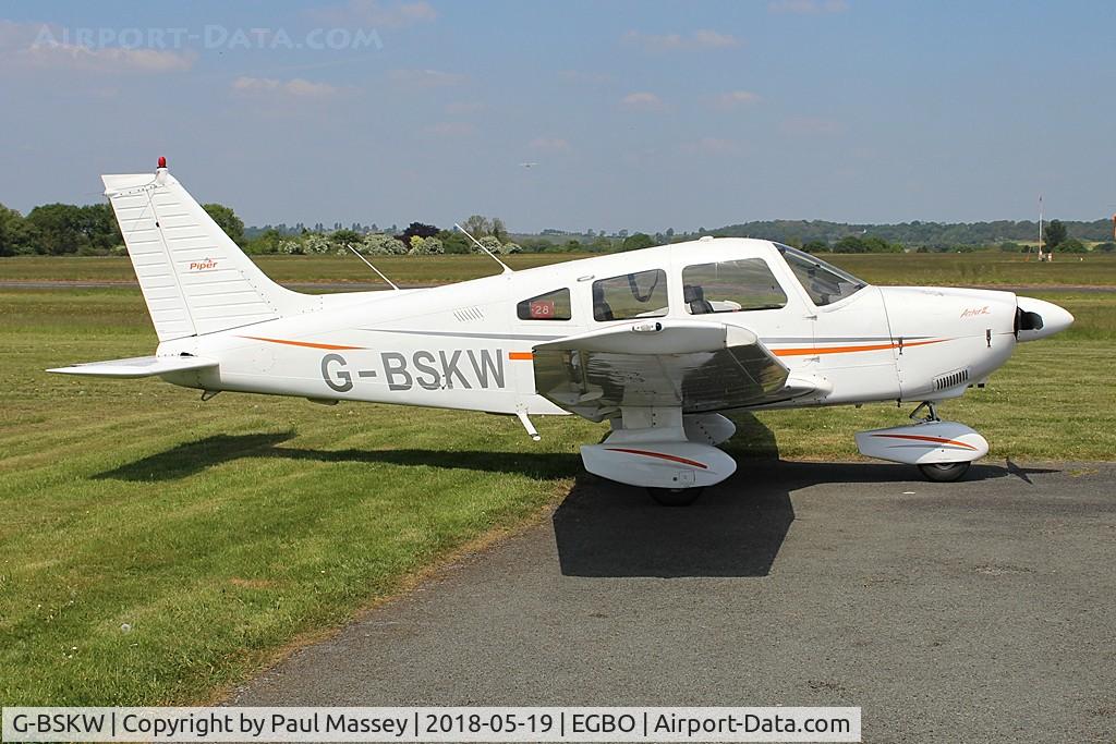 G-BSKW, 1989 Piper PA-28-181 Cherokee Archer II C/N 2890138, Visitor to Wolverhampton. Ex:-N91940.