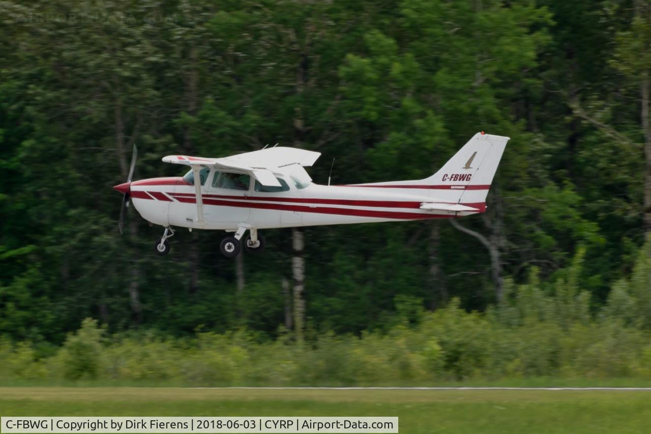 C-FBWG, 1978 Cessna 172N C/N 17272061, Doing touch and go.