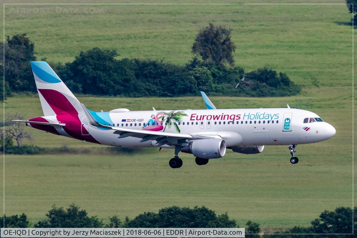OE-IQD, 2016 Airbus A320-214 C/N 7056, Airbus A320-214
