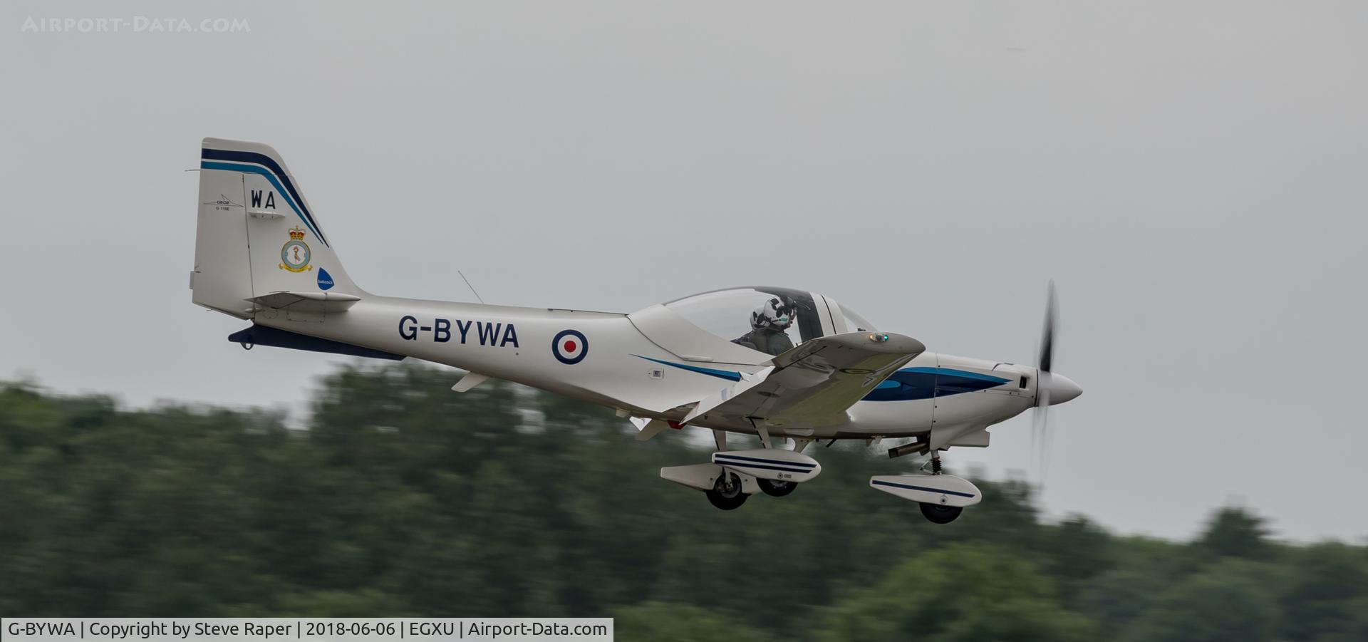 G-BYWA, 2000 Grob G-115E Tutor T1 C/N 82136/E, Finals for rwy 03 at Linton