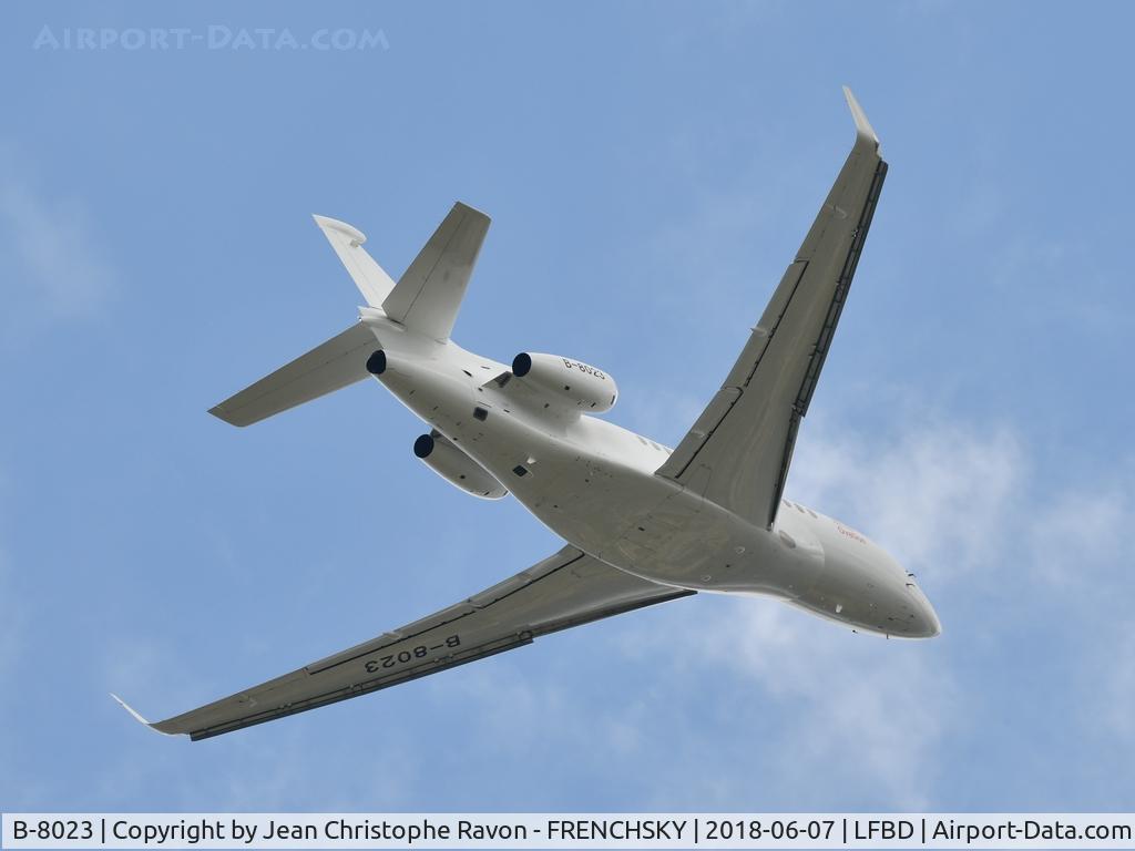 B-8023, 2011 Dassault Falcon 7X C/N 133, take off runway 11