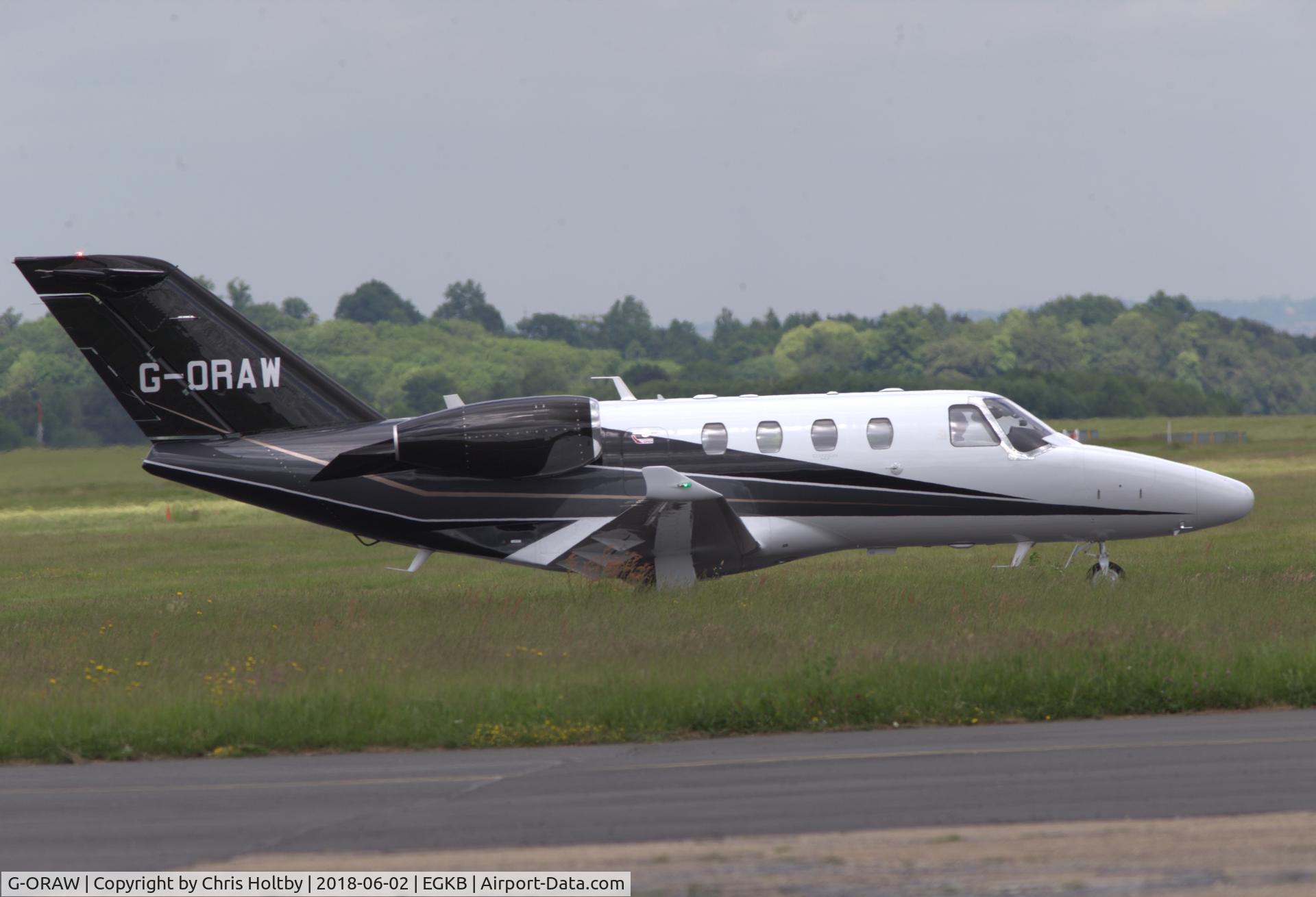 G-ORAW, 2015 Cessna 525 Citation M2 C/N 525-0892, At Biggin Hill after landing