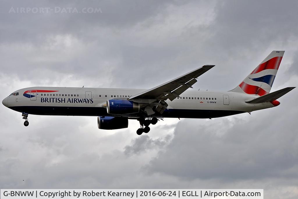 G-BNWW, 1993 Boeing 767-336/ER C/N 25831, On short final R/W 27L