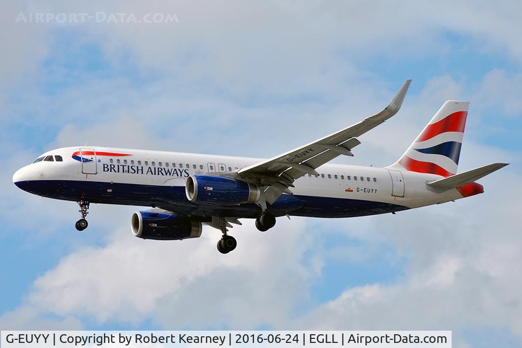 G-EUYY, 2014 Airbus A320-232 C/N 6290, On short final R/W 27L