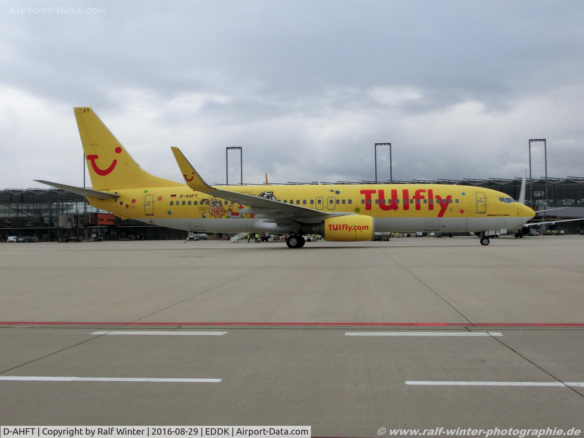 D-AHFT, 2000 Boeing 737-8K5 C/N 30413, Boeing 737-8K5(W) - X3 TUI TUIfly Sticker 'Albrecht Dürer Airport Nürnberg' - 30413 - D-AHFT - 29.08.2016 - CGN