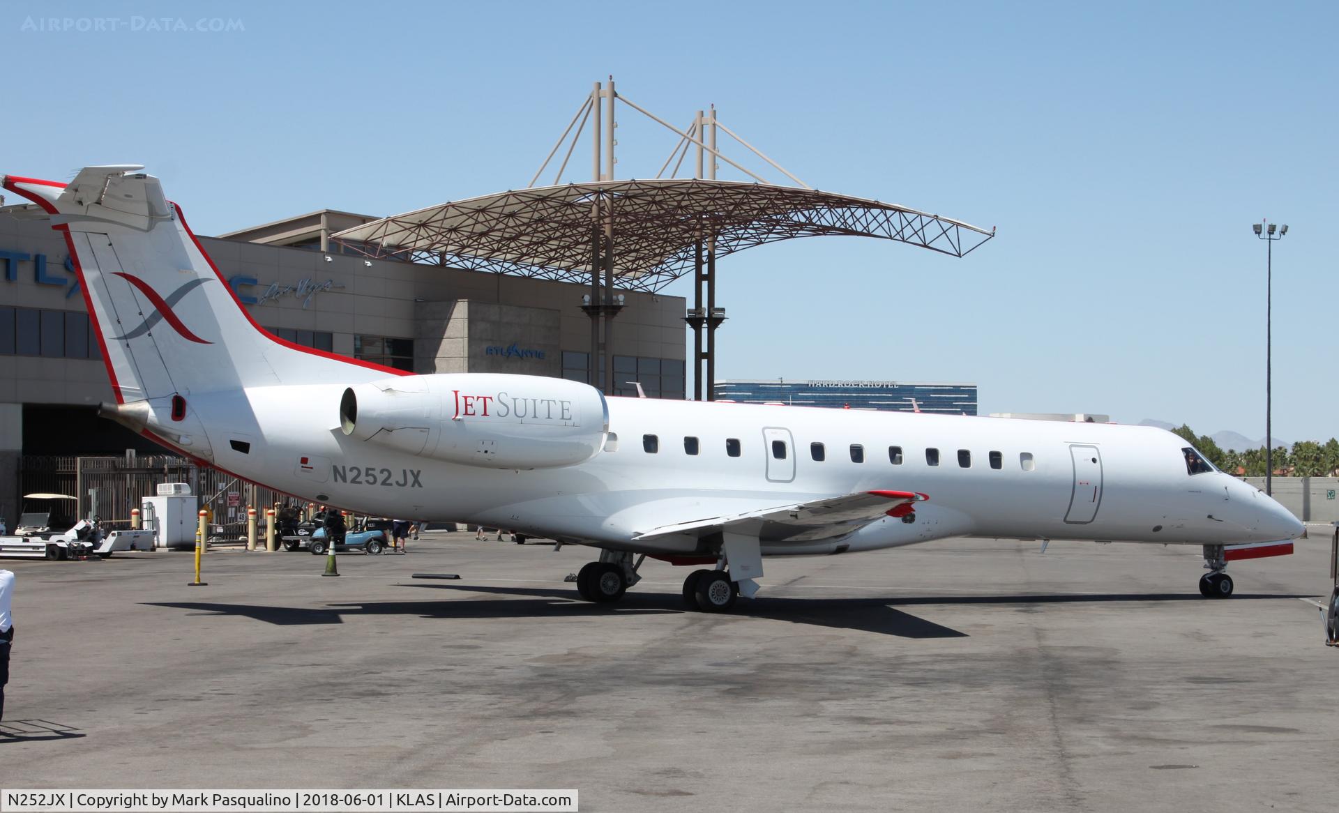 N252JX, 2000 Embraer ERJ-135LR (EMB-135LR) C/N 145276, EMB-135LR