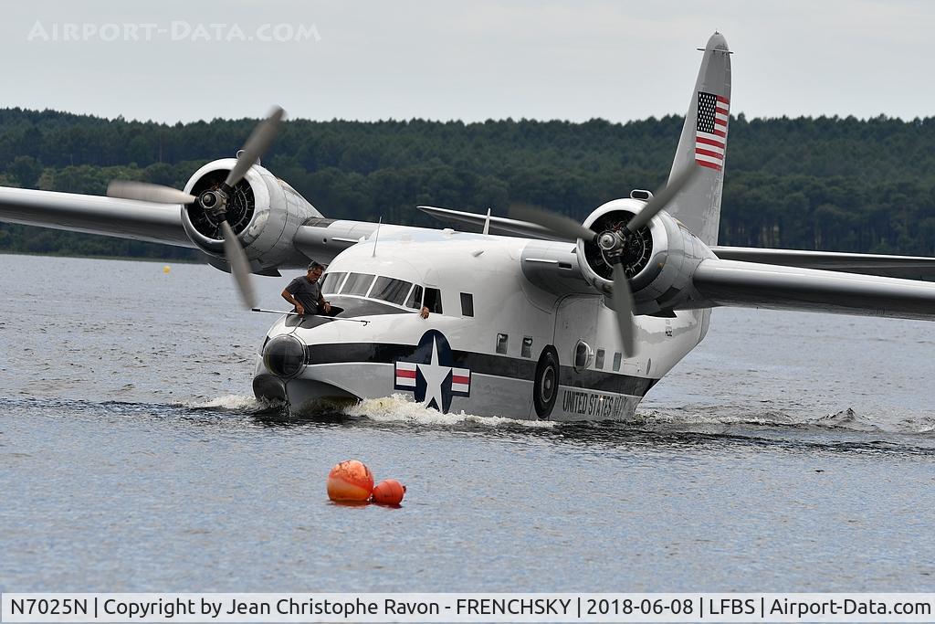 N7025N, 1955 Grumman HU-16C (UF-1) Albatross C/N G-409, training for Biscarrosse show 2018