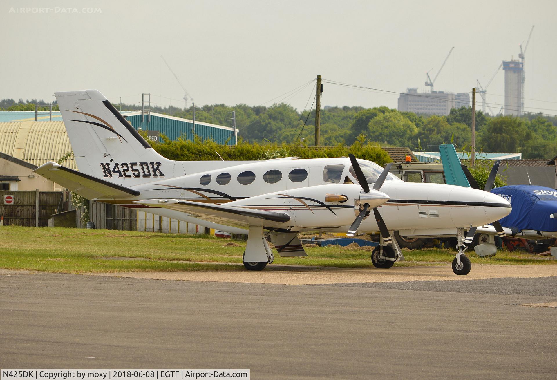 N425DK, 1981 Cessna 425 Conquest I C/N 425-0086, Cessna 425 Conquest 1 at Fairoaks.
