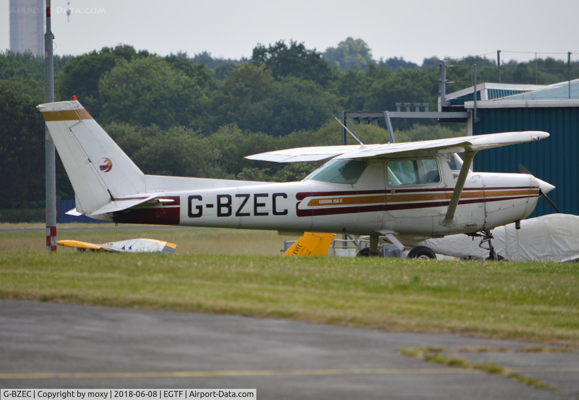 G-BZEC, 1980 Cessna 152 II C/N 15284475, Cessna 152 II at Fairoaks. Ex N4655M