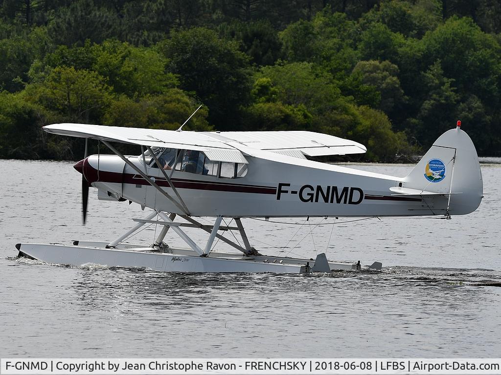 F-GNMD, 1982 Piper PA-18-150 Super Cub C/N 18-8209009, training for Biscarrosse show 2018