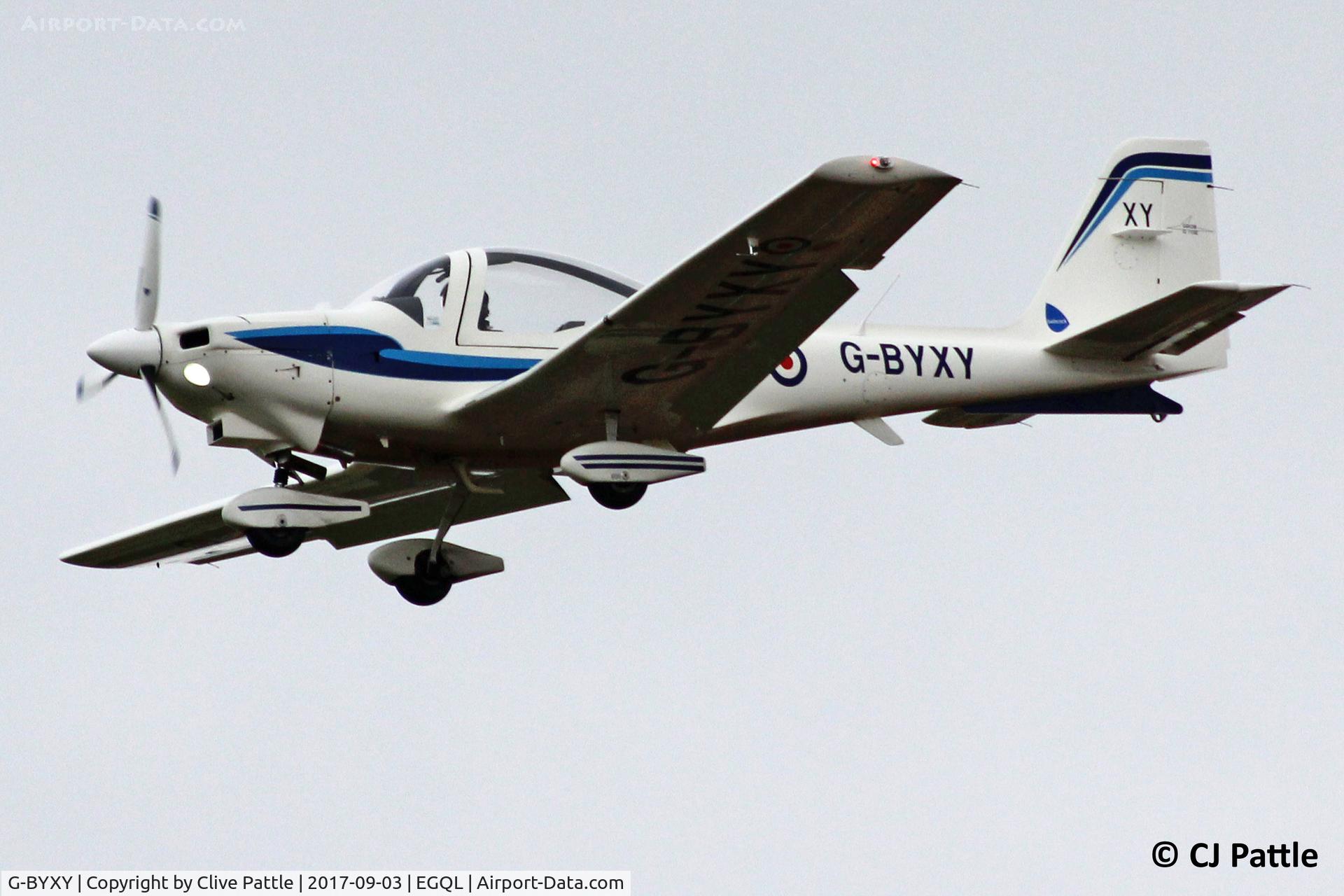 G-BYXY, 2001 Grob G-115E Tutor T1 C/N 82181/E, On finals for Leuchars