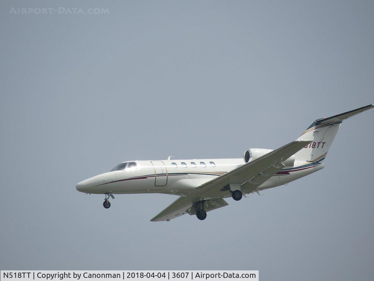 N518TT, 2010 Cessna 525C CitationJet CJ4 C/N 525C-0016, Landing