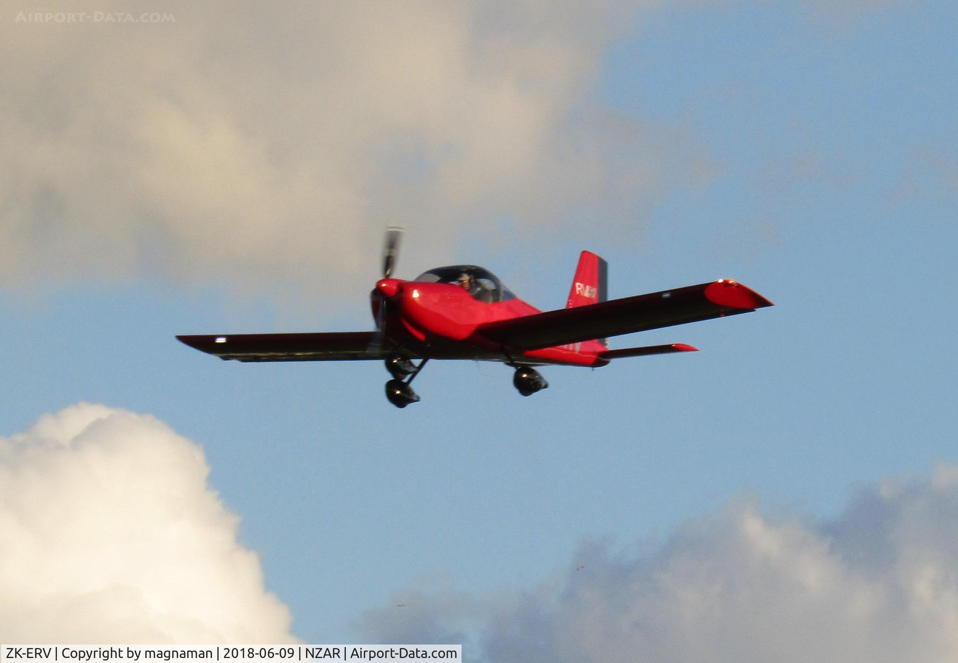 ZK-ERV, Vans RV-12 C/N 120867, short finals at ardmore