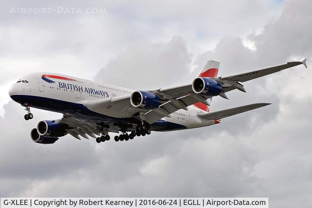 G-XLEE, 2013 Airbus A380-841 C/N 148, On short final