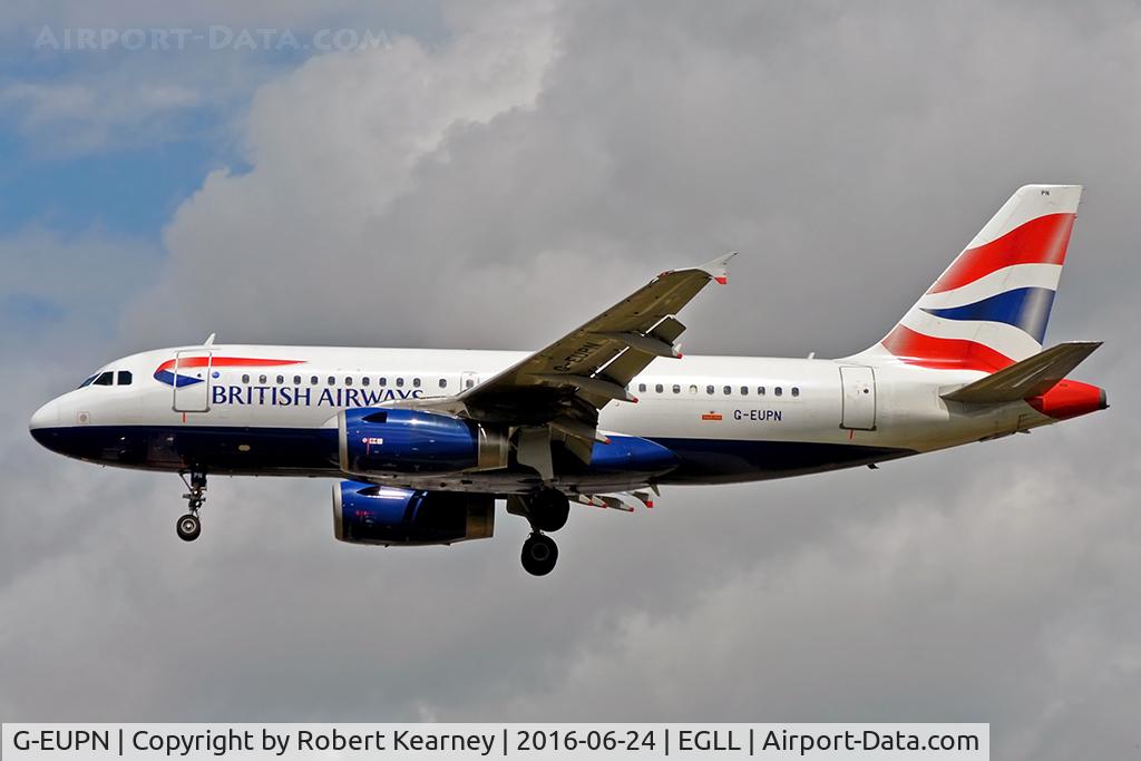G-EUPN, 2000 Airbus A319-131 C/N 1261, On short final