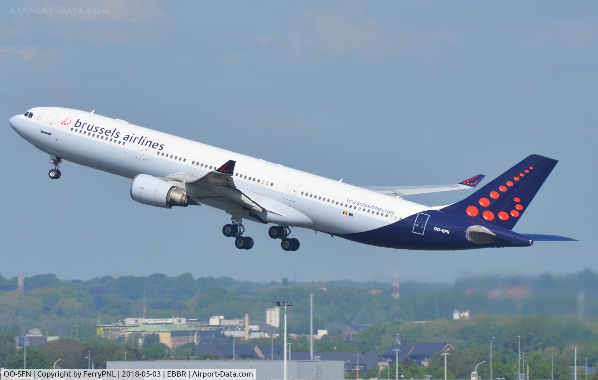OO-SFN, 1993 Airbus A330-301 C/N 037, SNB A333 departing BRU