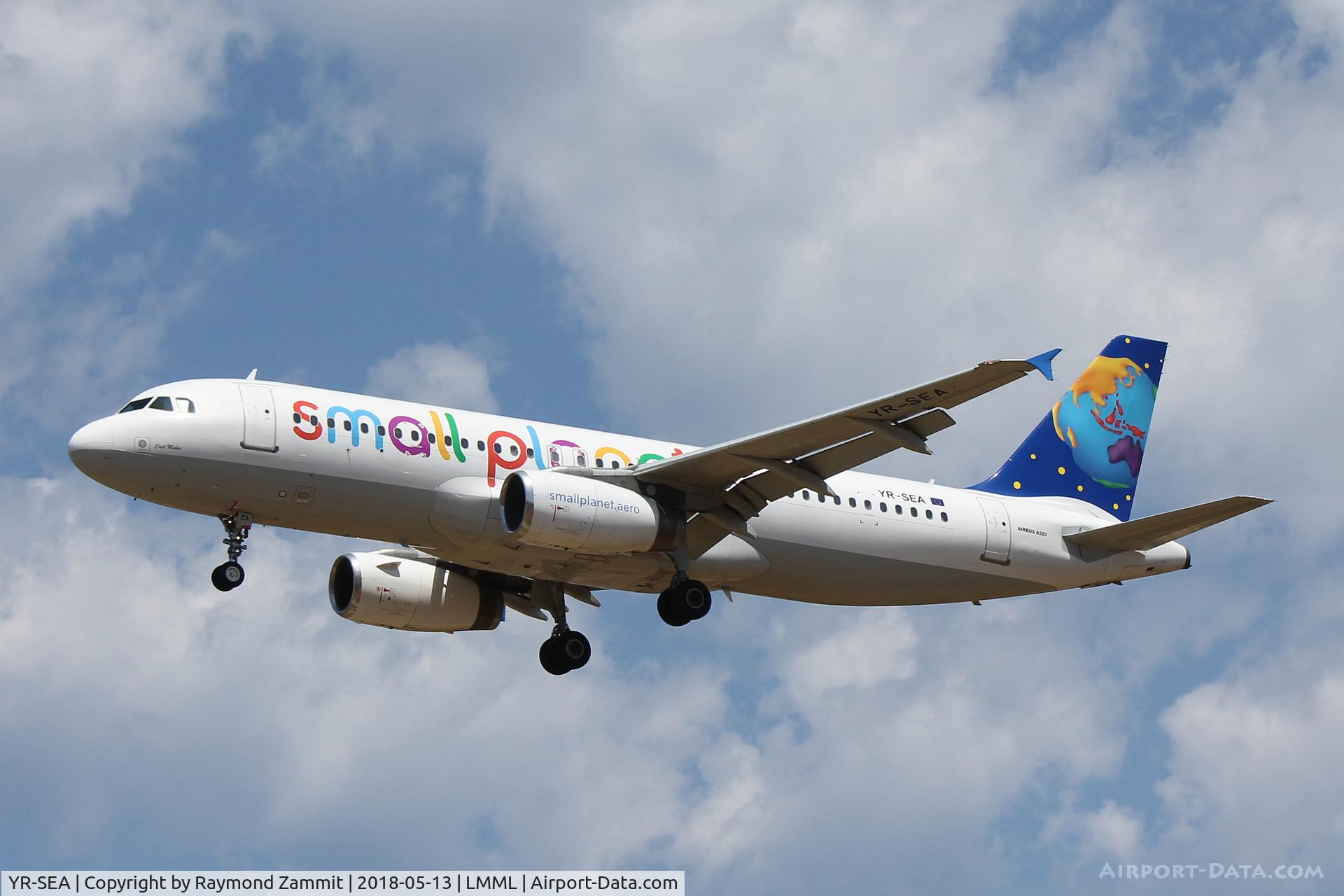 YR-SEA, Airbus 320-231 C/N 357, A320 YR-SEA Small Planet Airlines