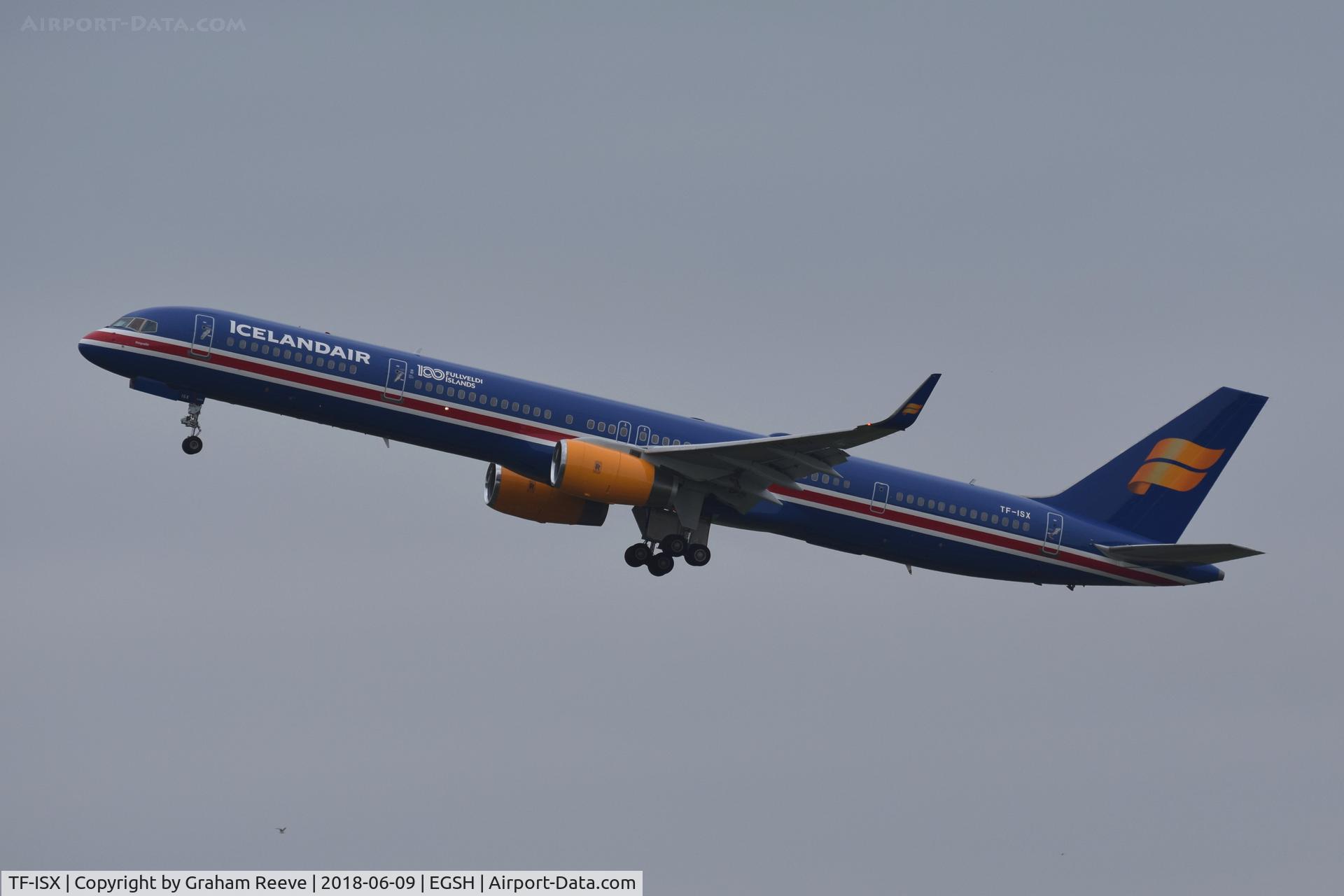 TF-ISX, 2000 Boeing 757-3E7 C/N 30179, Departing from Norwich.