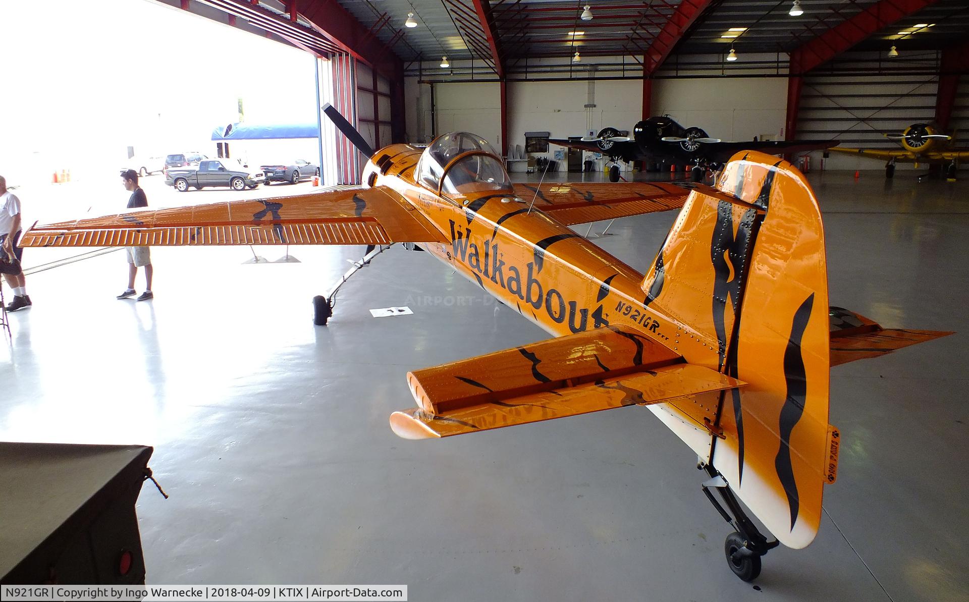 N921GR, 1993 Yakovlev Yak-55M C/N 930809, Yakovlev Yak-55M at Space Coast Regional Airport, Titusville (the day after Space Coast Warbird AirShow 2018)