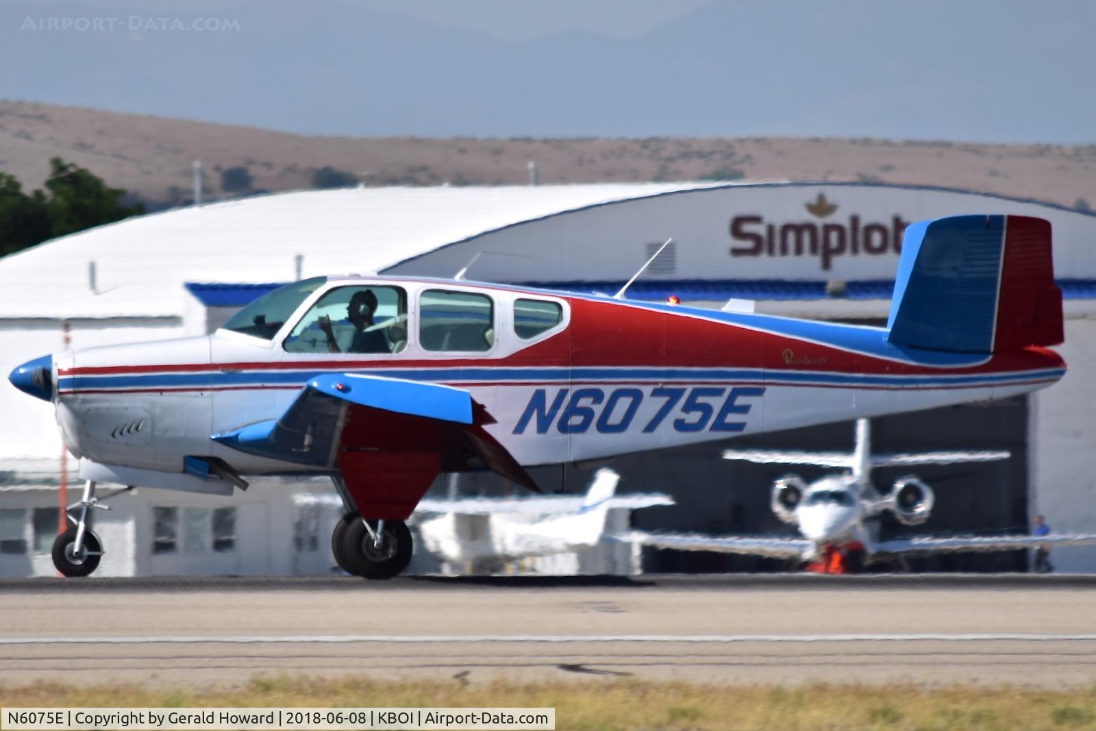 N6075E, 1959 Beech K35 Bonanza C/N D-6033, Take off on RWY 10R.