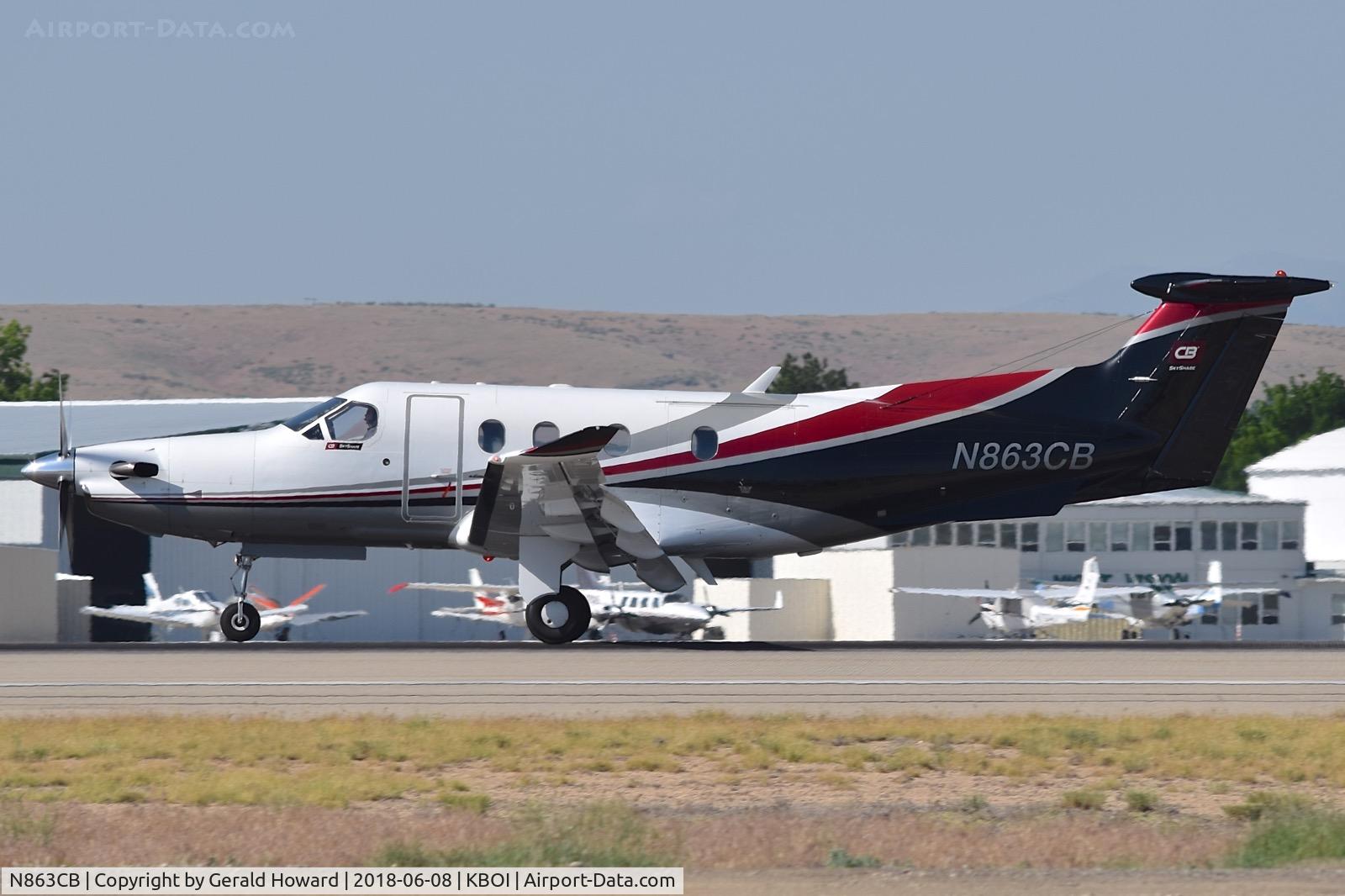 N863CB, 2007 Pilatus PC-12/47 C/N 862, Landing roll out on RWY 10R.