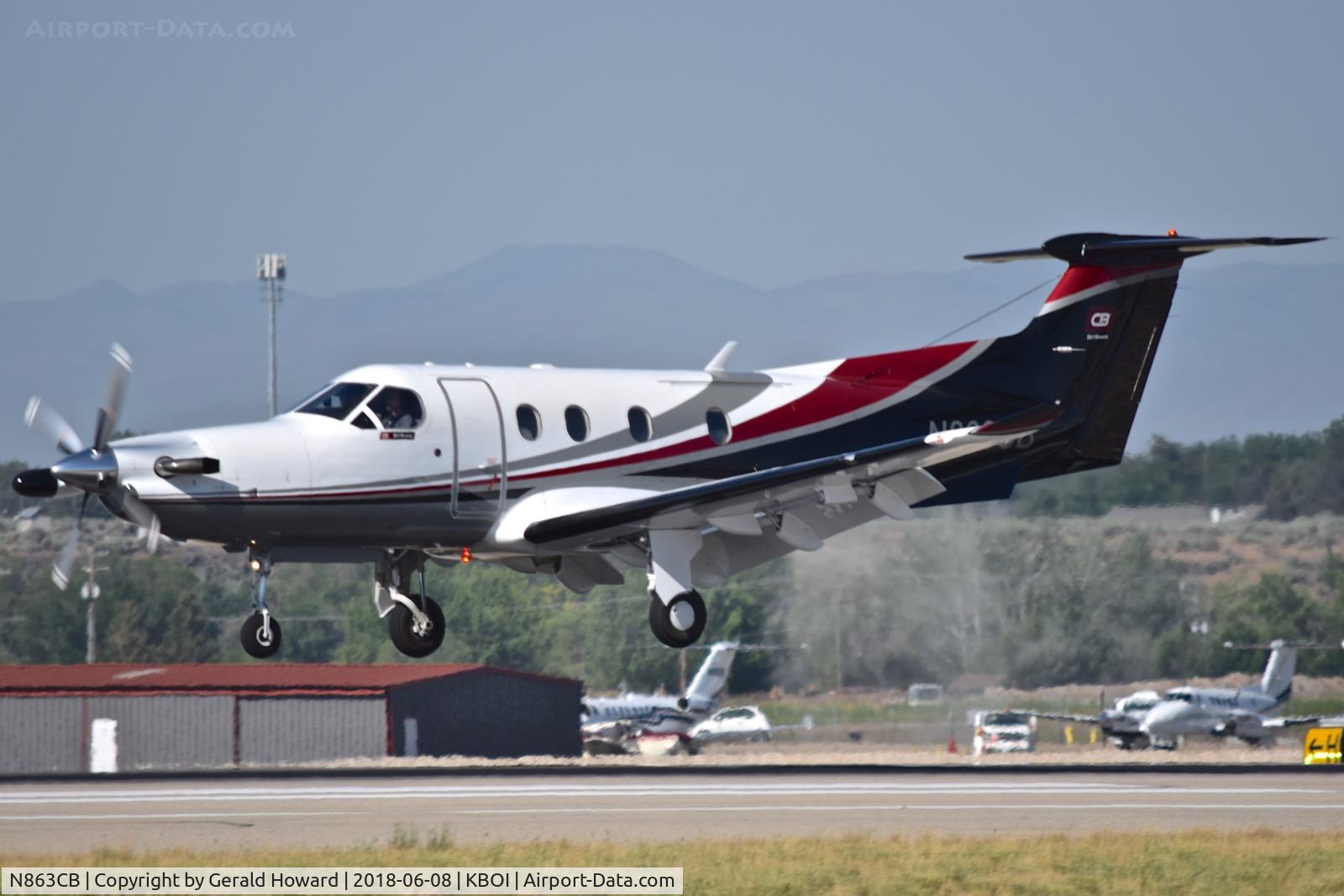 N863CB, 2007 Pilatus PC-12/47 C/N 862, Landing WRY 10R.
