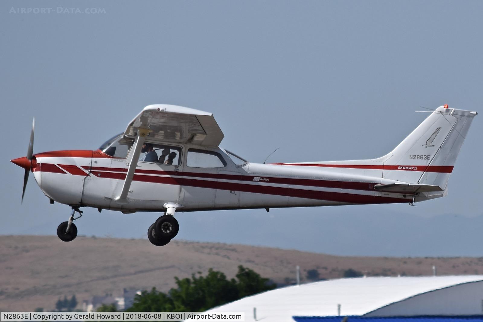 N2863E, 1978 Cessna 172N C/N 17271352, Climb out from RWY 10R.
