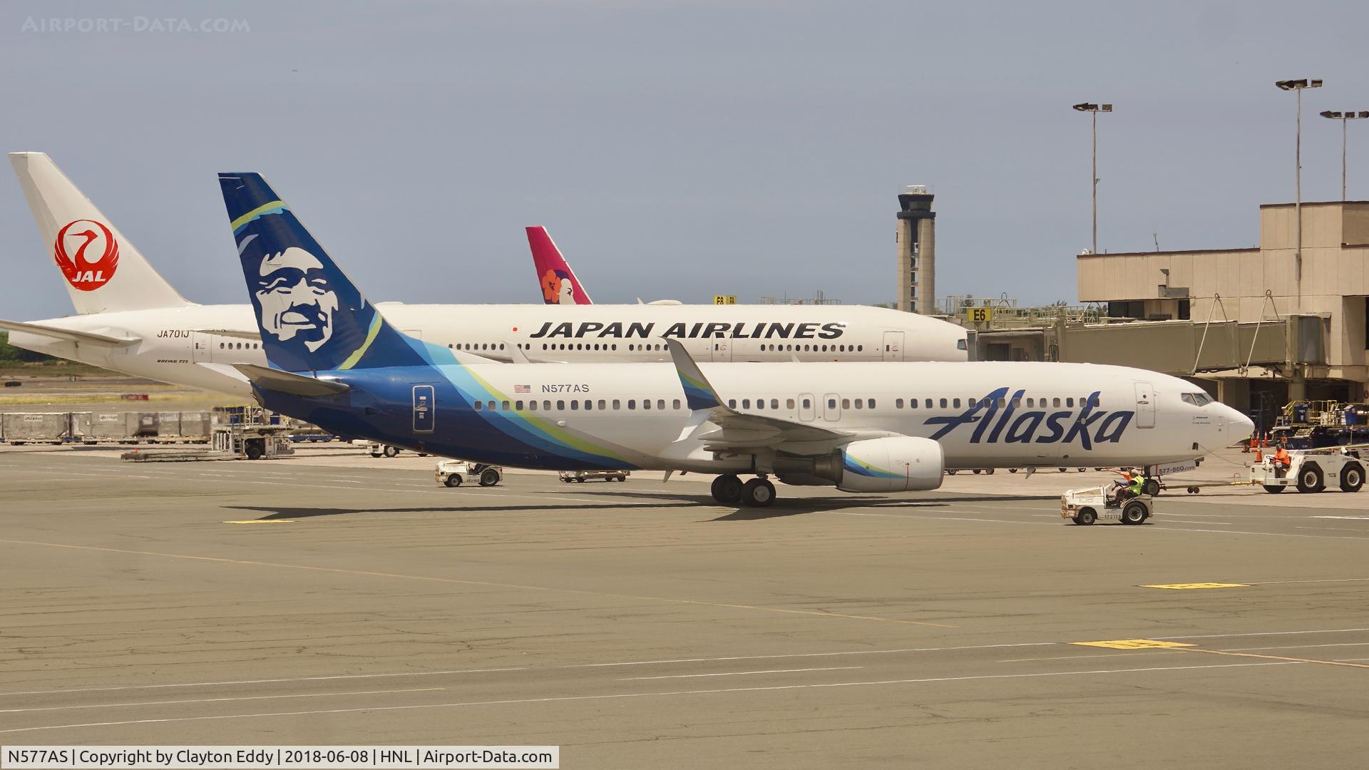N577AS, 2007 Boeing 737-890 C/N 35186, HNL 2018.