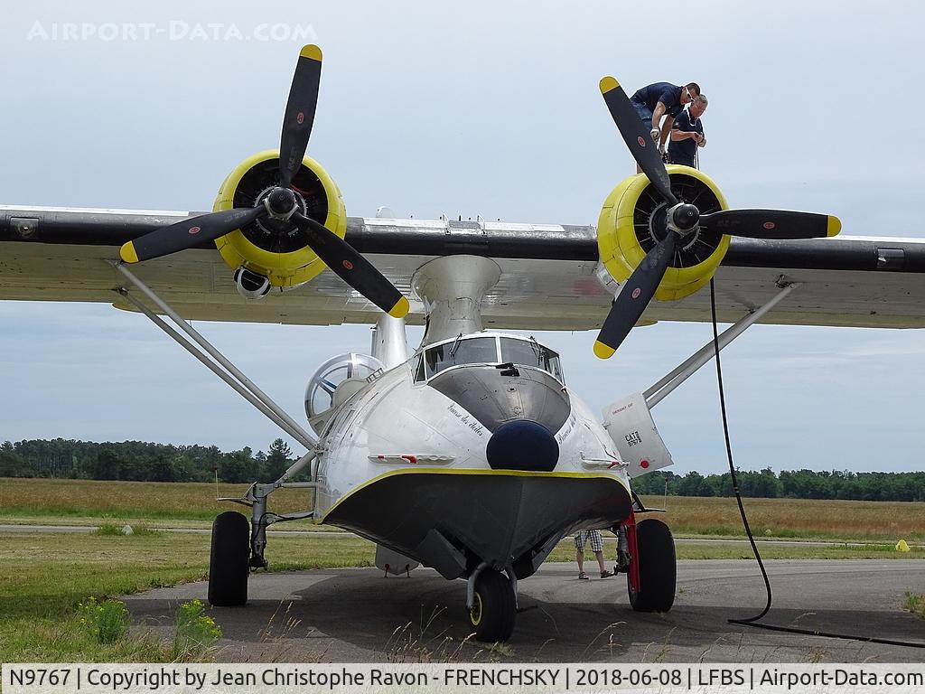 N9767, 1942 Boeing PBY-5A Catalina C/N 9767, refueling