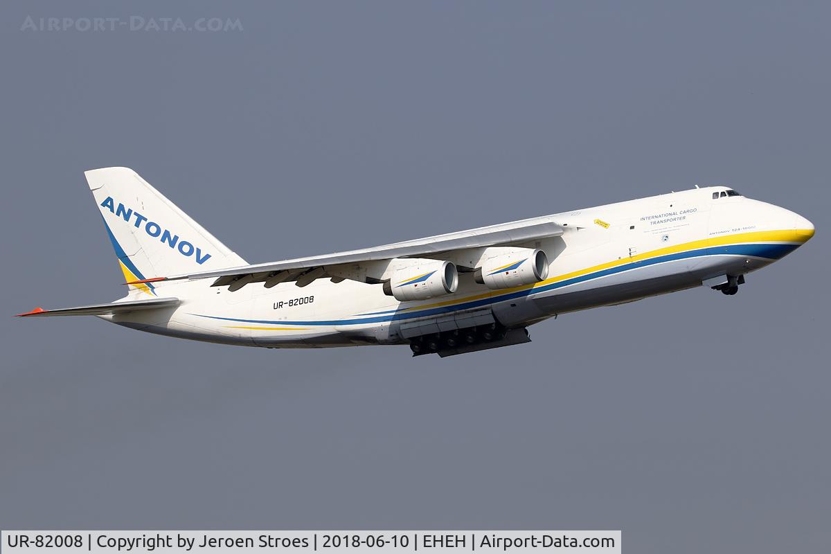 UR-82008, 1986 Antonov An-124-100M Ruslan C/N 19530501006, eheh