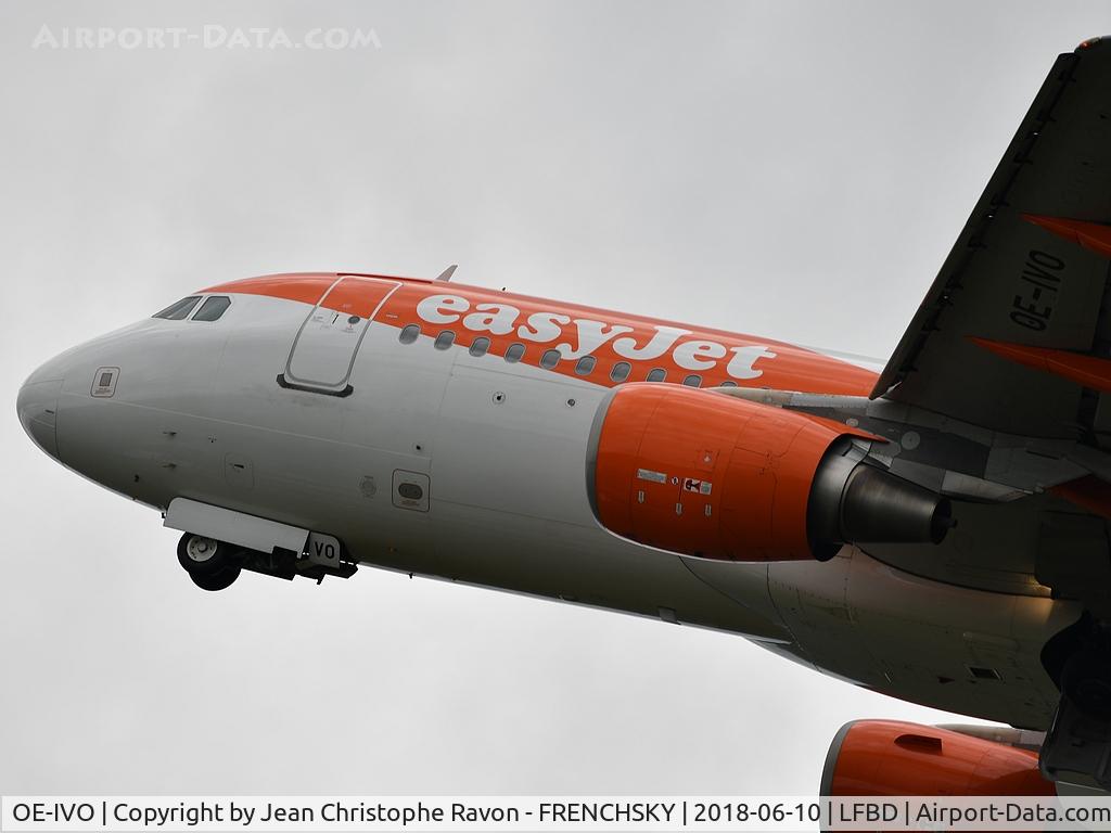 OE-IVO, 2009 Airbus A320-214 C/N 3979, take off runway 23
