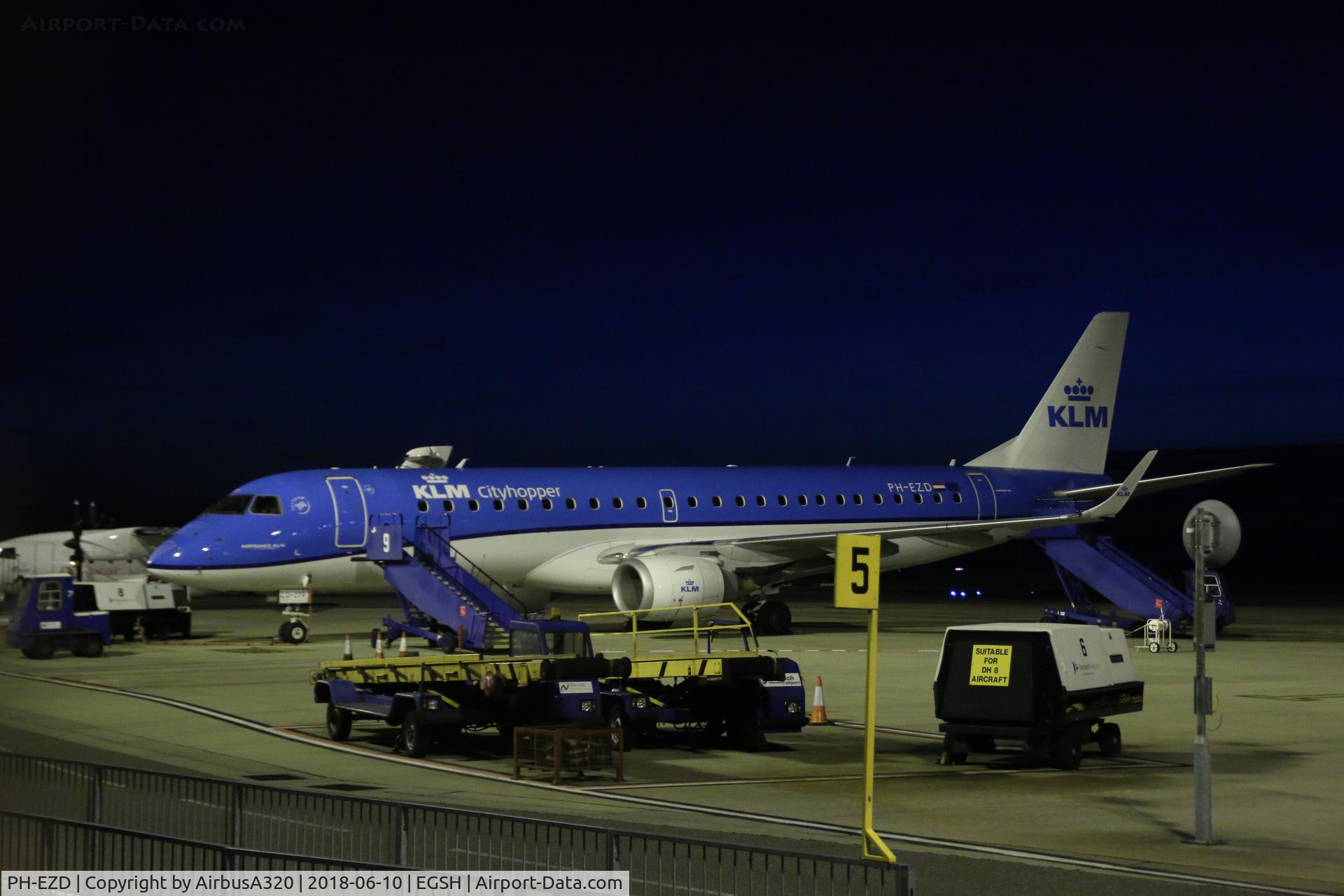PH-EZD, 2009 Embraer 190LR (ERJ-190-100LR) C/N 19000279, Night stopping