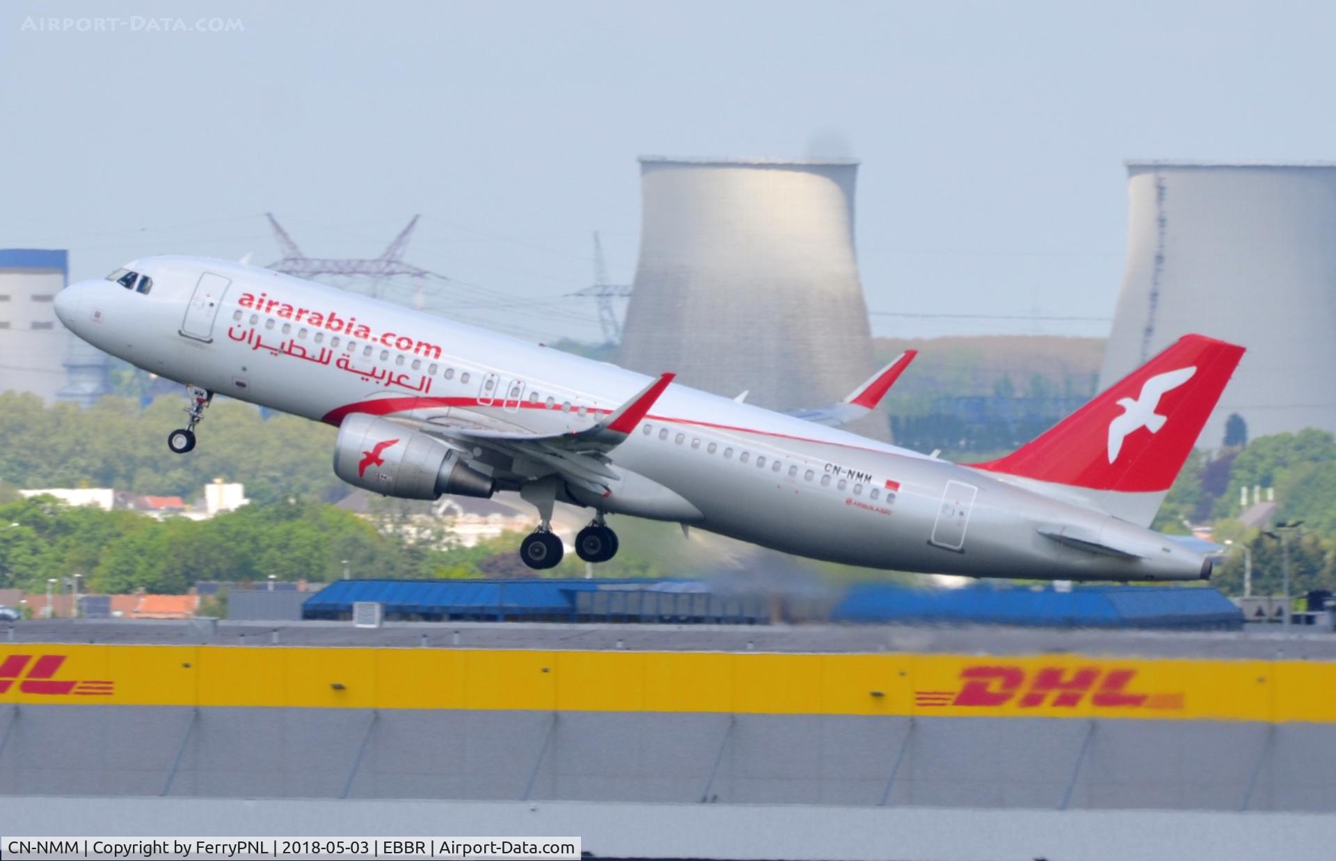 CN-NMM, 2016 Airbus A320-214 C/N 7096, Air Arabia A320 departing