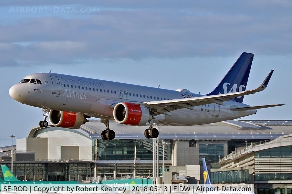 SE-ROD, 2017 Airbus A320-251N C/N 7755, On short final R/W 28