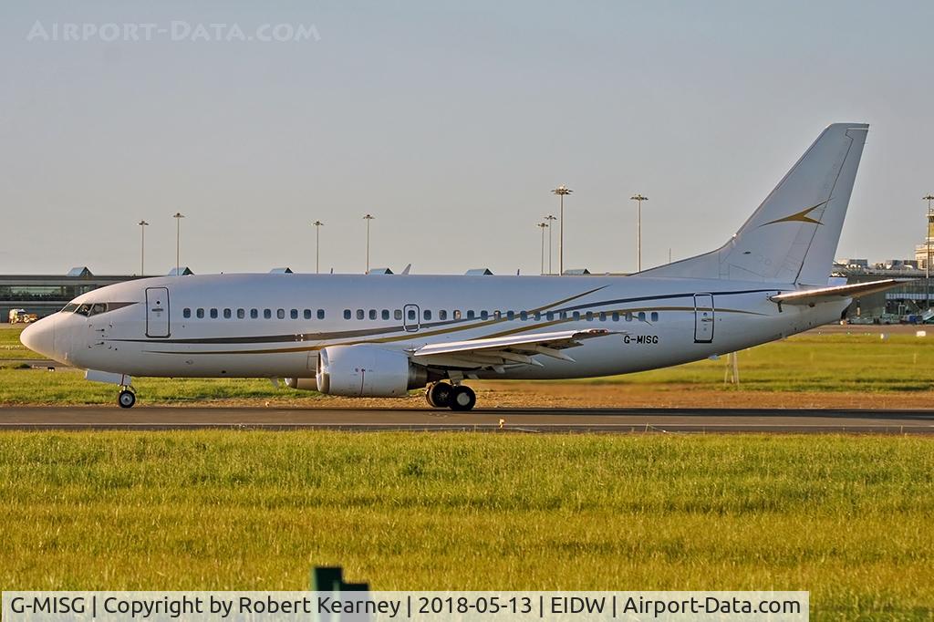 G-MISG, 1995 Boeing 737-3L9 C/N 27833, Take off r/w 28