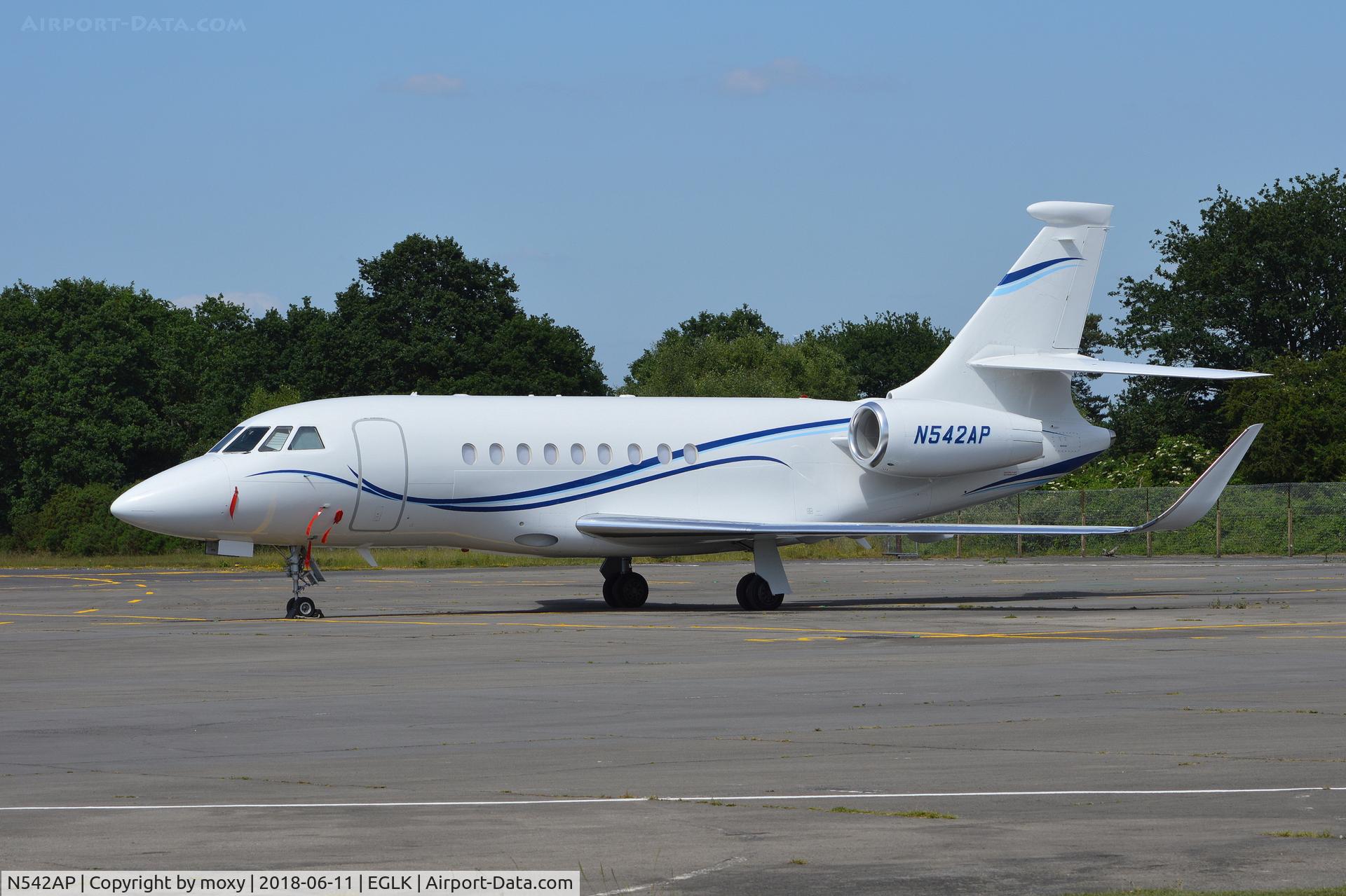 N542AP, 2006 Dassault Falcon 2000LX C/N 89, Dassault Falcon 2000LX at Blackbushe.