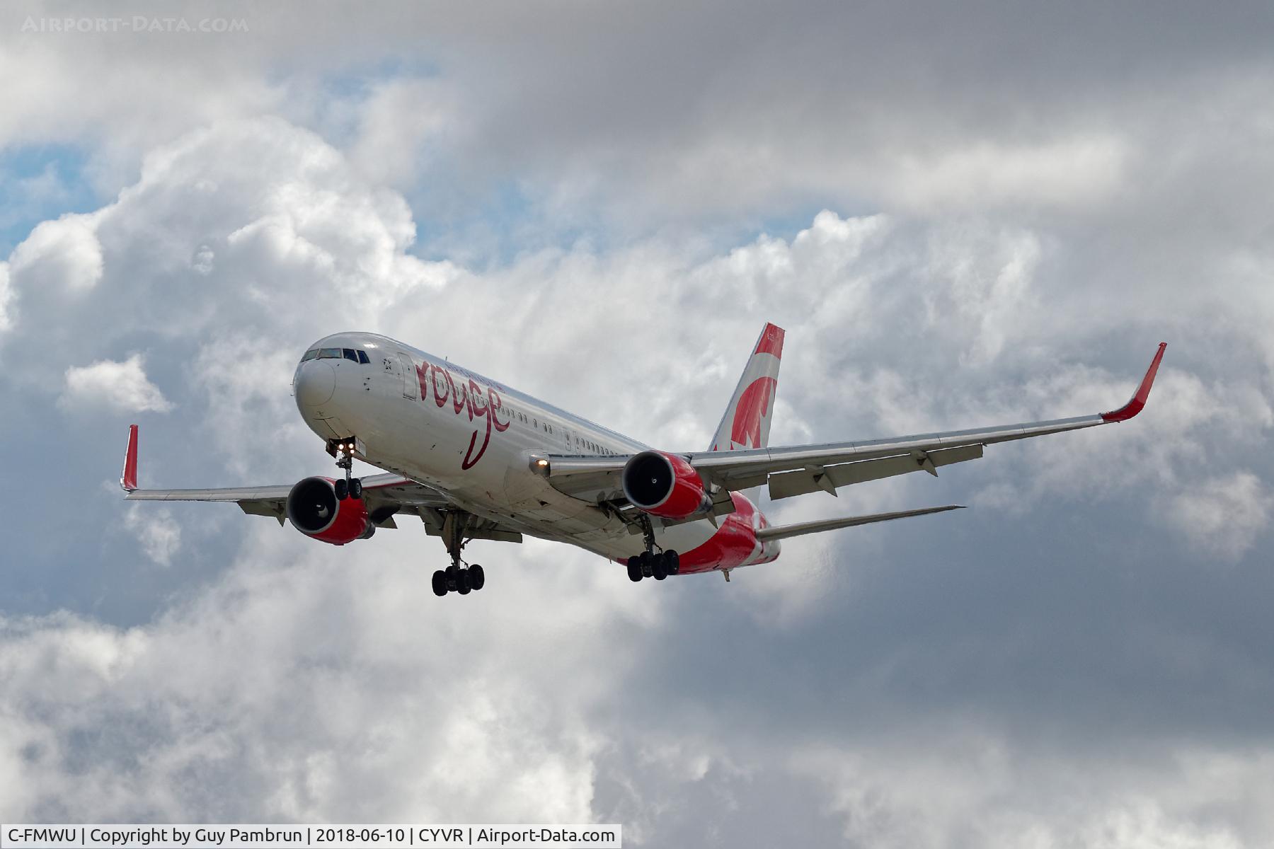 C-FMWU, 1995 Boeing 767-333 C/N 25585, Landing on 26R