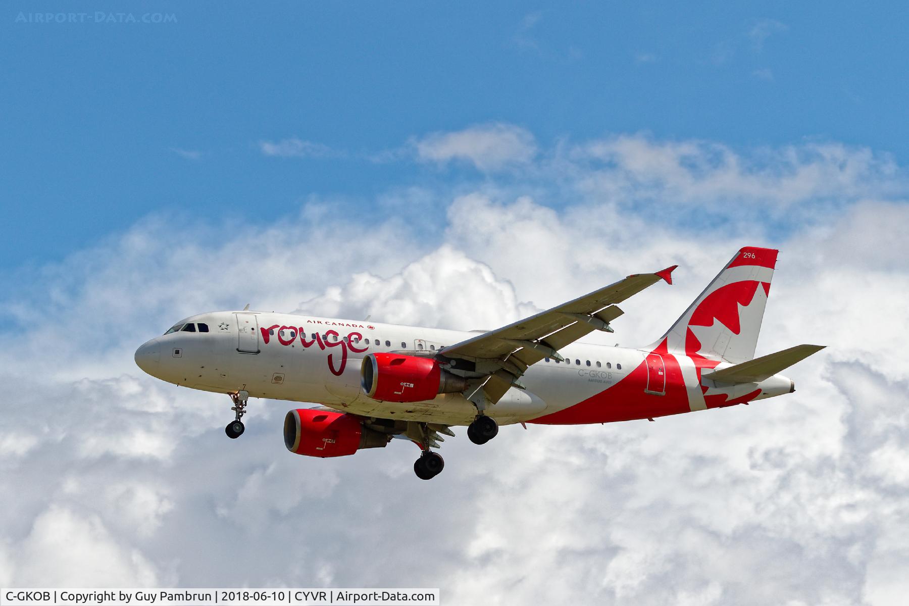 C-GKOB, 2002 Airbus A319-112 C/N 1853, Landing on 26R