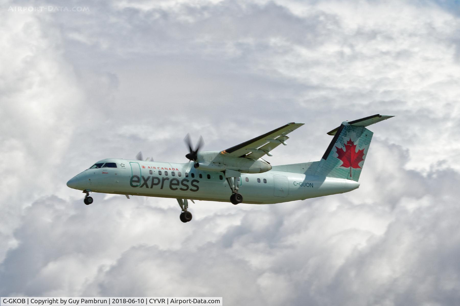 C-GKOB, 2002 Airbus A319-112 C/N 1853, Landing on 26R