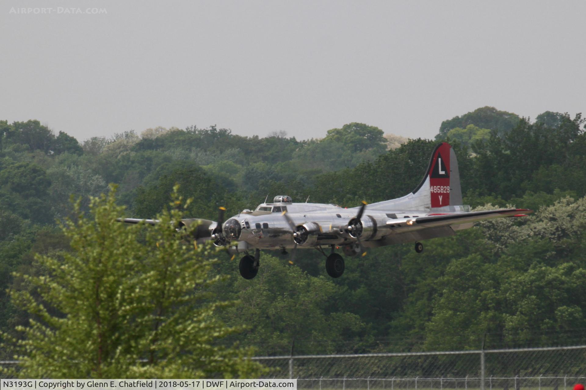 N3193G, 1944 Boeing B-17G Flying Fortress C/N 77255, Short final for Wright Field at the National Museum of the USAF