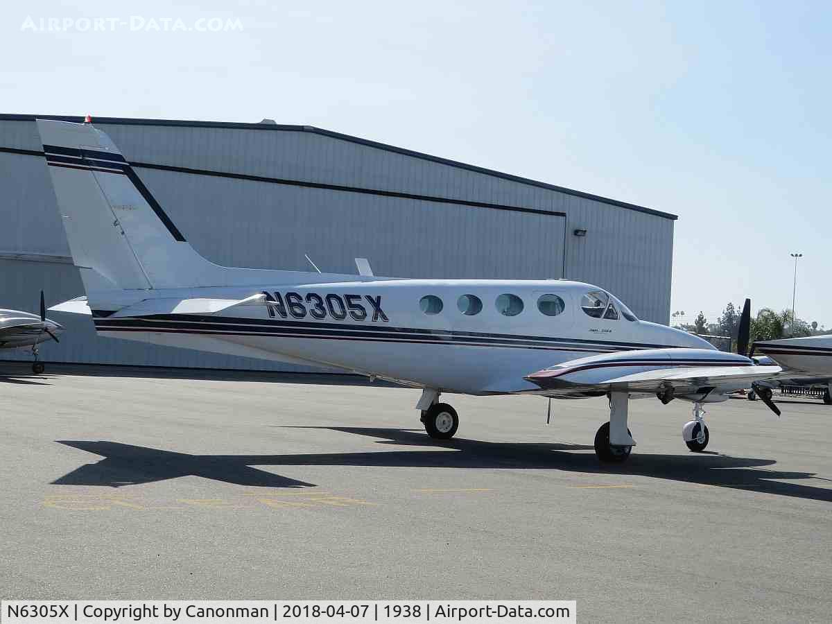 N6305X, 1978 Cessna 340A C/N 340A0476, Parked