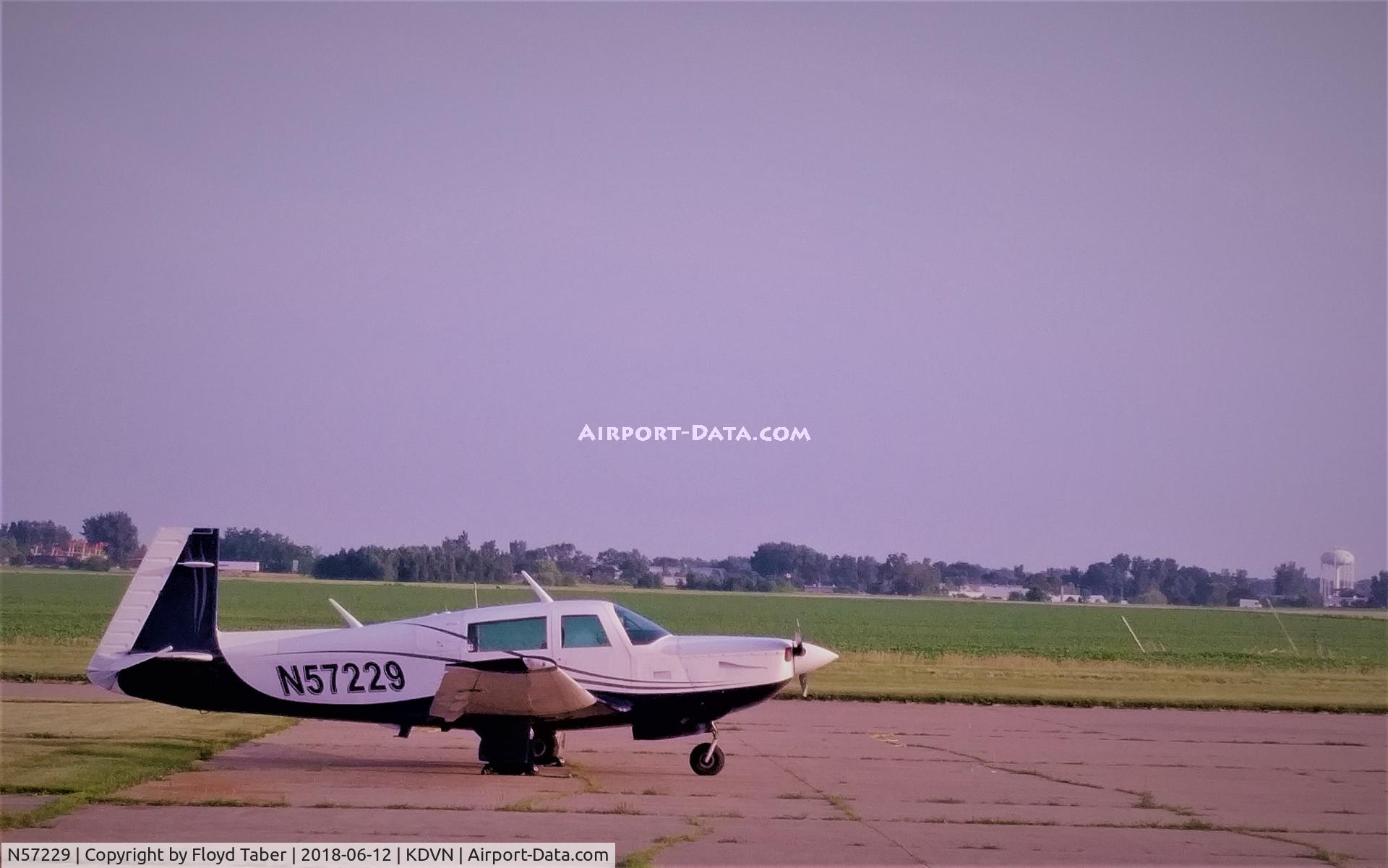 N57229, 1983 Mooney M20K C/N 25-0795, On the GA Ramp