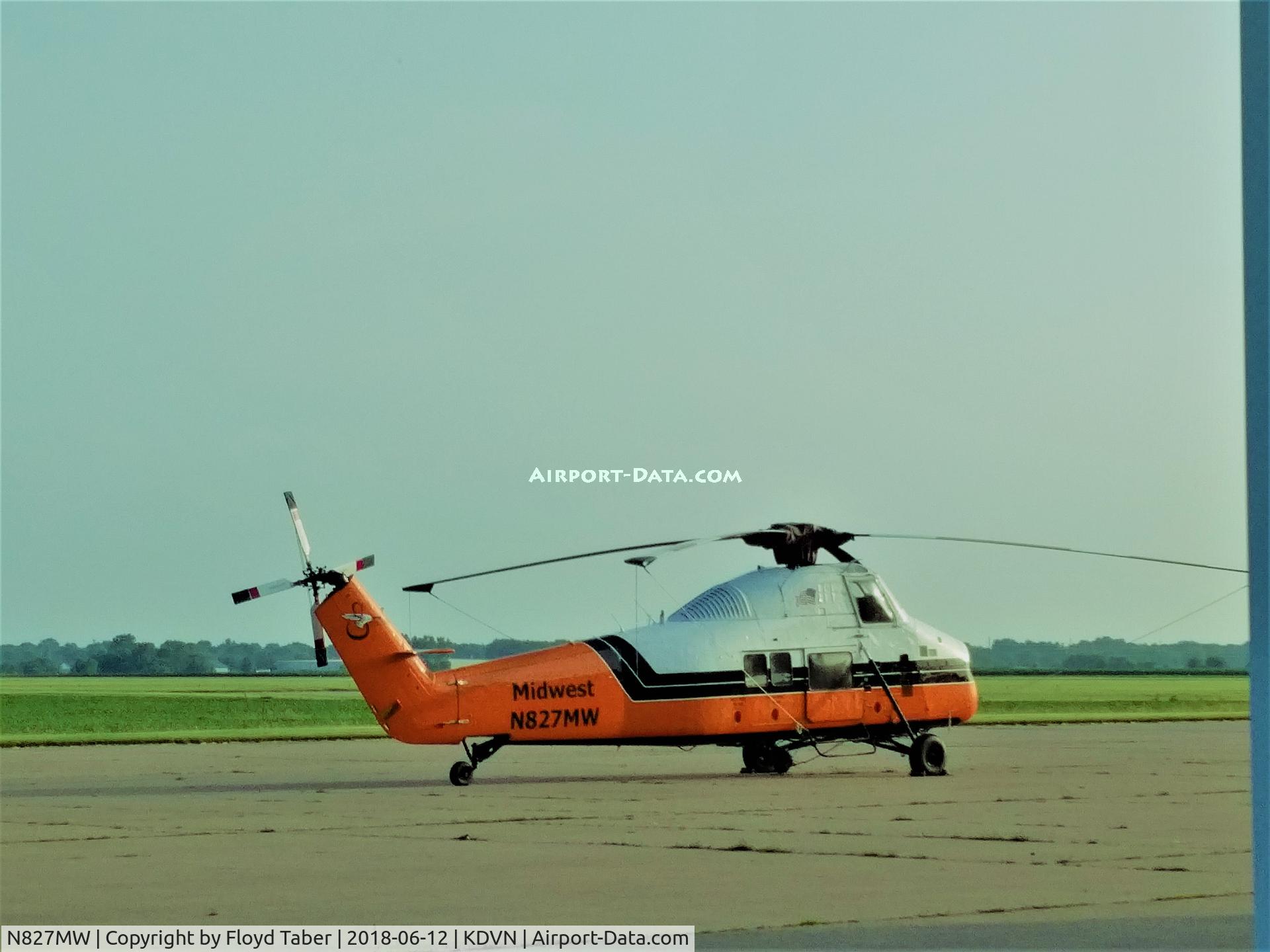 N827MW, 1958 Sikorsky S-58JT C/N 58-827, Sitting on the GA ramp