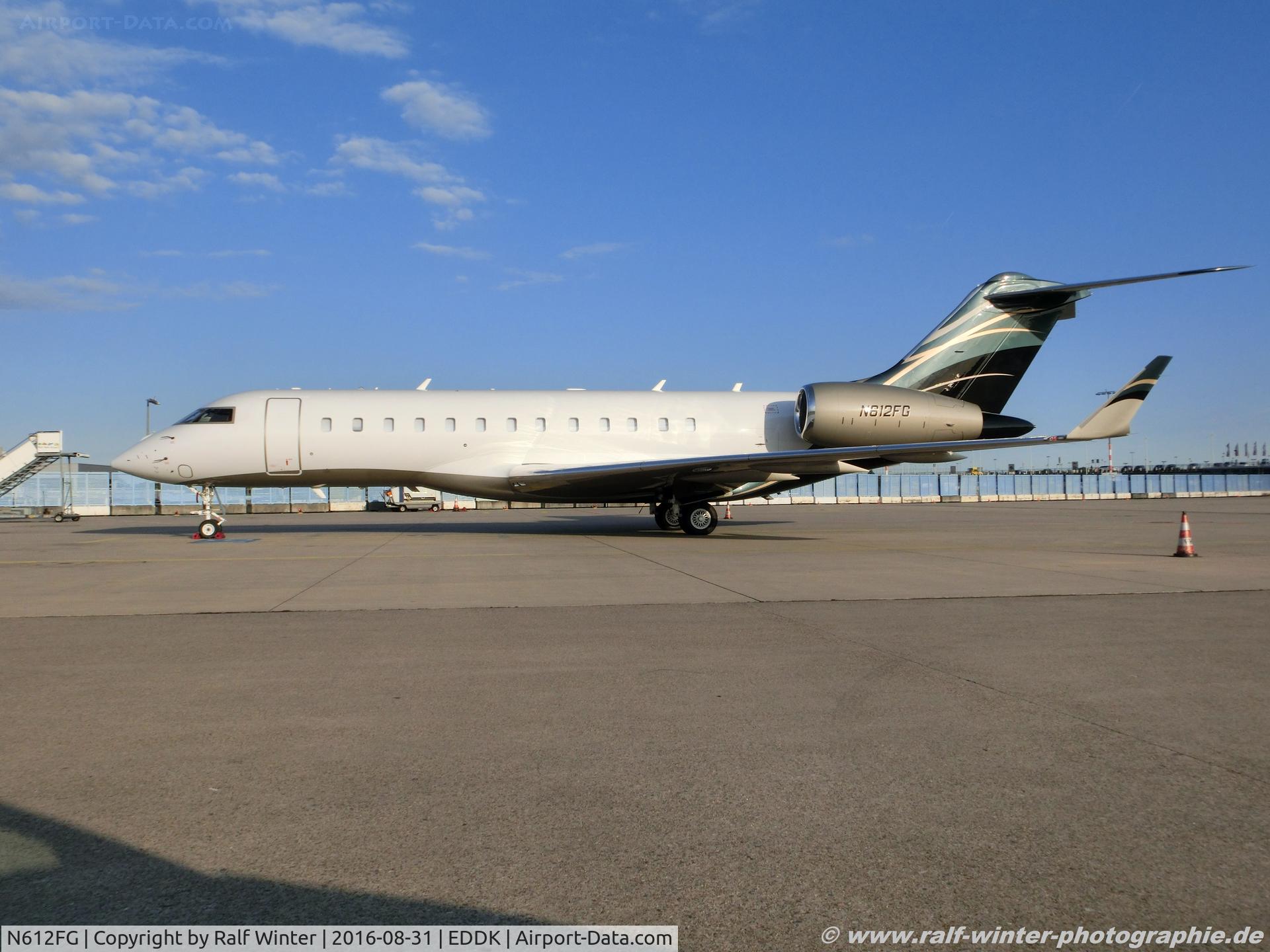 N612FG, 2012 Bombardier BD-700-1A10 Global 6000 C/N 9490, Bombardier BD-700-1A10 Global 6000 - N612FG LLC Urbana IL - 9490 - N612FG - 31.08.2016 - CGN